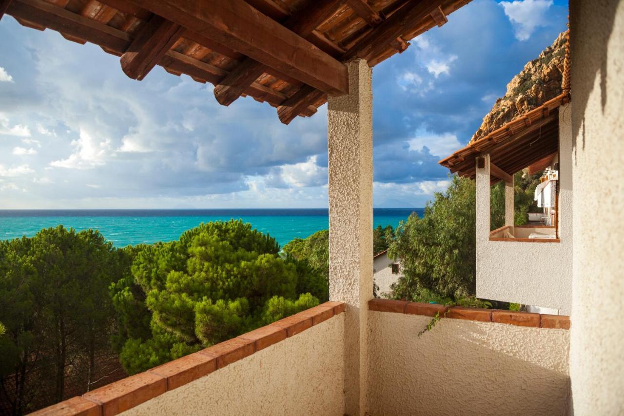 Th Gioiosa Mare - Capo Calava Village จอโยซามาเรอา ภายนอก รูปภาพ